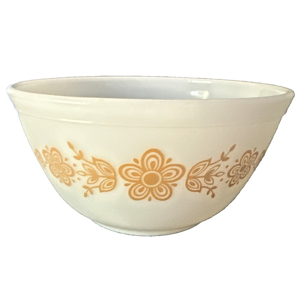 Vintage Pyrex Butterfly Gold #402 Mixing Bowl 1.5 Qt  Gold flowers